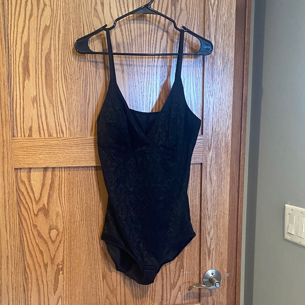 Black Lace Bodysuit 3XL NWOT